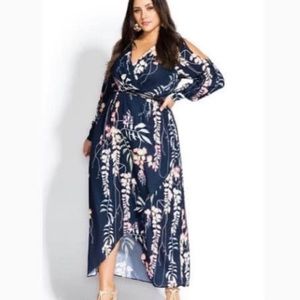 {NWT} City Chic Cold Shoulder Dress